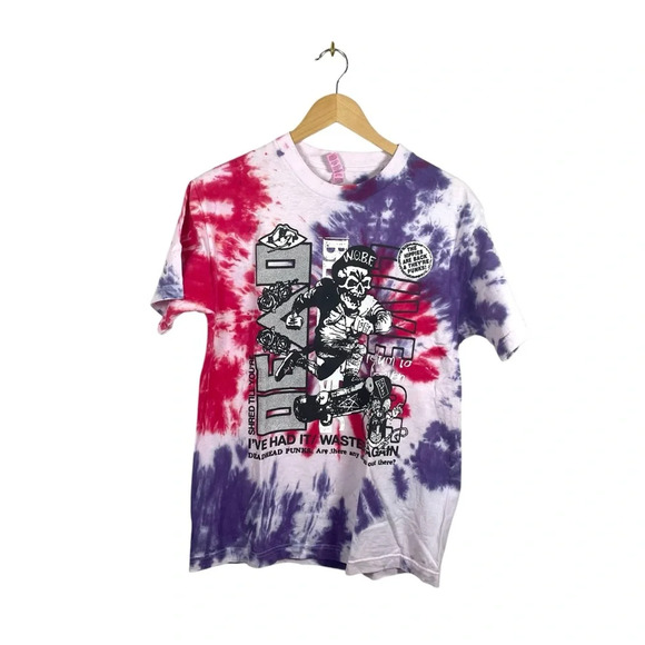VINTAGE Shred Till You’re Dead Tie Dye Punk Tee in Red/Purple Size M - Picture 4 of 9
